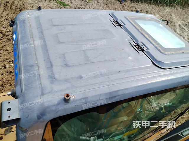 駕駛室頂部俯視（上車部件）