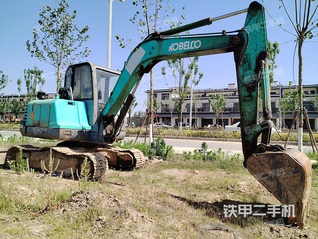 右前45(整機外觀) 右前45(整機外觀)