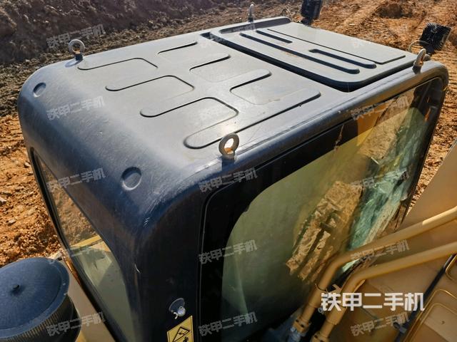 駕駛室頂部俯視（上車部件）