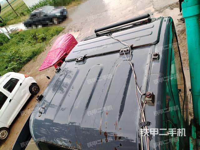 駕駛室頂部俯視（上車部件）