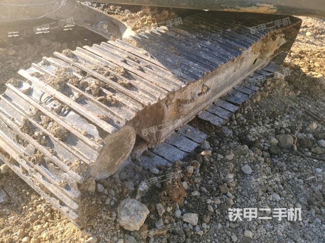 右側履帶整體(行走機構) 右側履帶整體(行走機構)