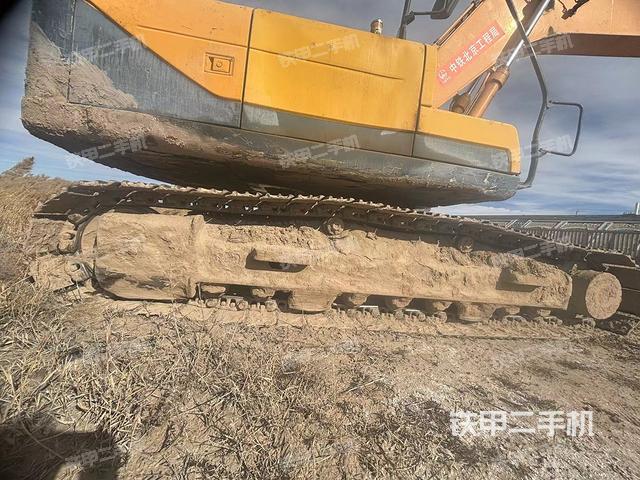 整機(jī)右后45°(整機(jī)外觀) 整機(jī)右后45°(整機(jī)外觀)