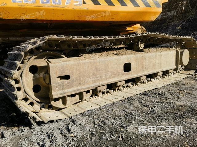 左側(cè)履帶整體?（行走機(jī)構(gòu)）