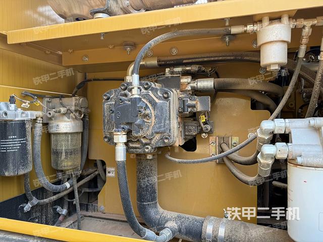 散熱器正面（大件艙室）