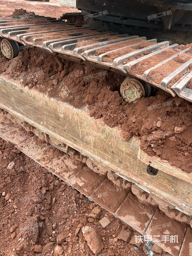 右側(cè)履帶整體（行走機(jī)構(gòu)）