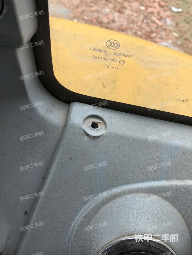 后窗玻璃角標(biāo)（駕駛室部分）