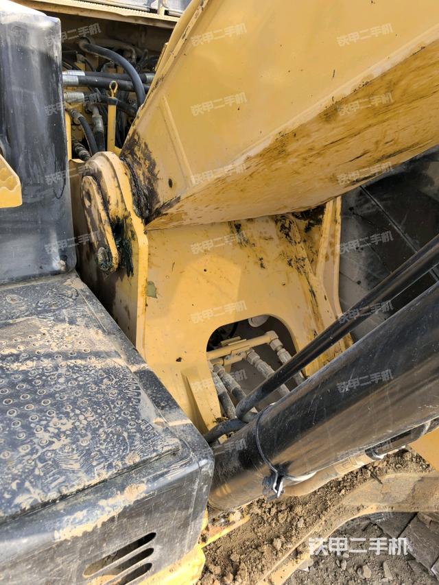 大臂根部?斜視（工作和回轉(zhuǎn)裝置）