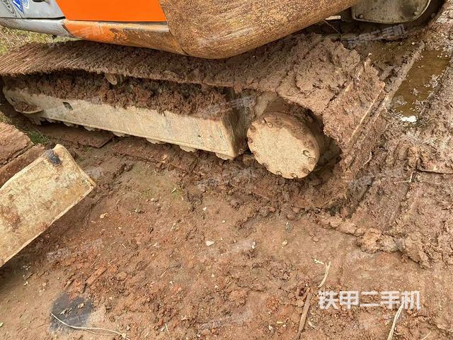 右側(cè)行走馬達(dá)蓋板(行走機(jī)構(gòu)) 右側(cè)行走馬達(dá)蓋板(行走機(jī)構(gòu))