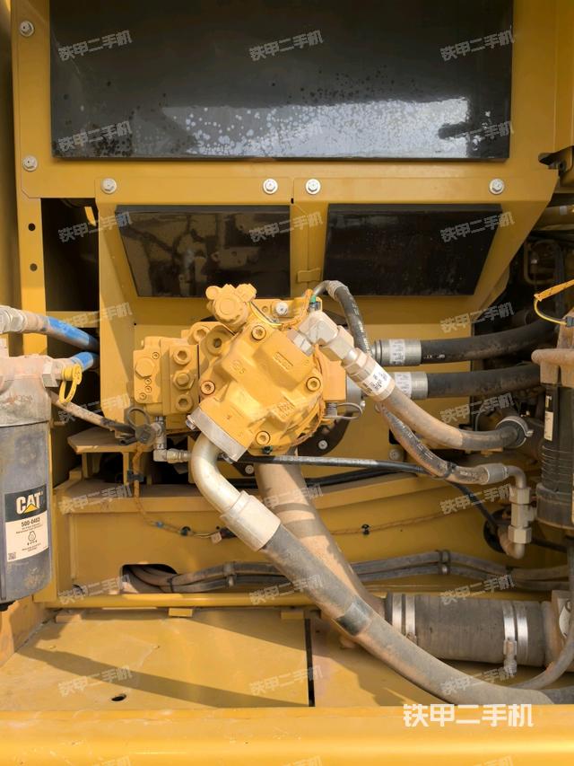 液壓泵室（大件艙室）