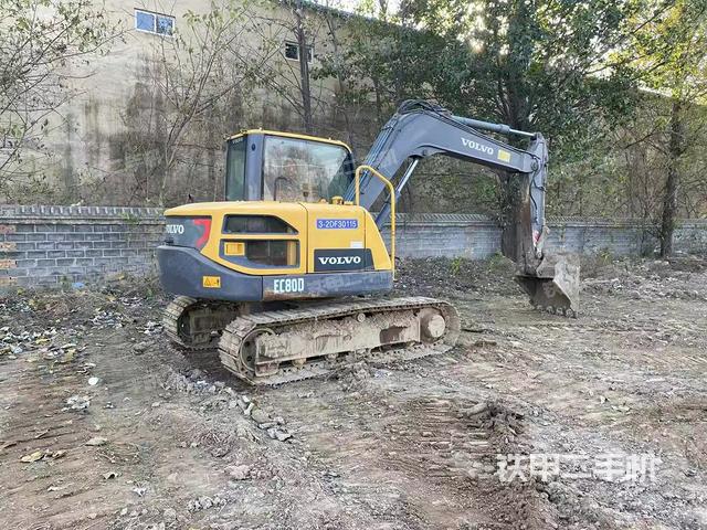 整機(jī)右后45°(整機(jī)外觀) 整機(jī)右后45°(整機(jī)外觀)