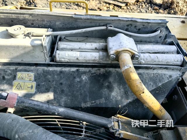 水箱+風(fēng)扇特寫(上車部件) 水箱+風(fēng)扇特寫(上車部件)