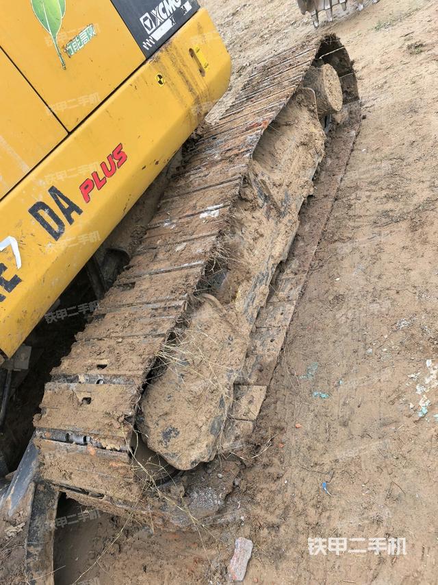 右側(cè)履帶整體?（行走機(jī)構(gòu)）