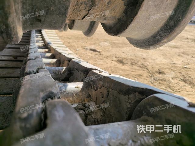 左導(dǎo)向輪（行走機(jī)構(gòu)）