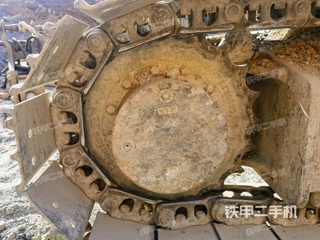 右驅(qū)動(dòng)輪（行走機(jī)構(gòu)）