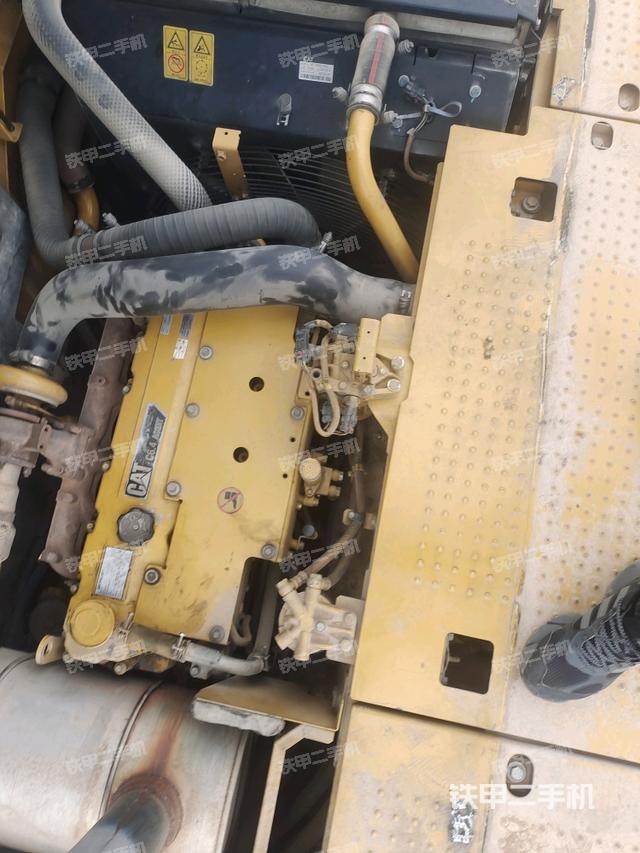 中央回轉(zhuǎn)接頭特寫（上車部件）