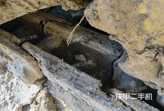 左托鏈輪和鏈筋（行走機(jī)構(gòu)）