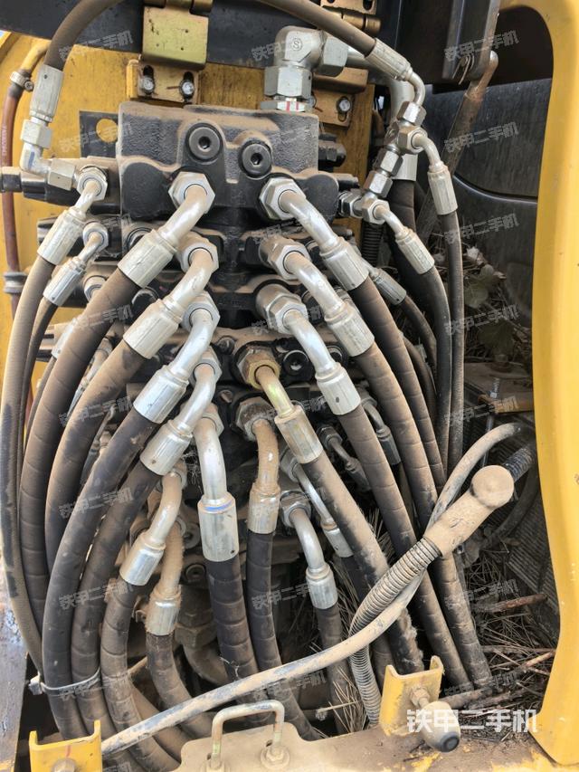 分配閥（上車部件）