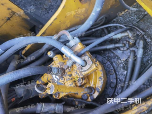 駕駛室頂部俯視(上車部件) 駕駛室頂部俯視(上車部件)