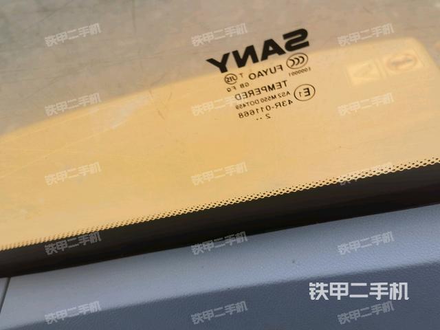 后窗玻璃角標(駕駛室部分) 后窗玻璃角標(駕駛室部分)