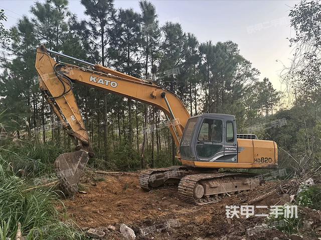 加藤HD820V挖掘机