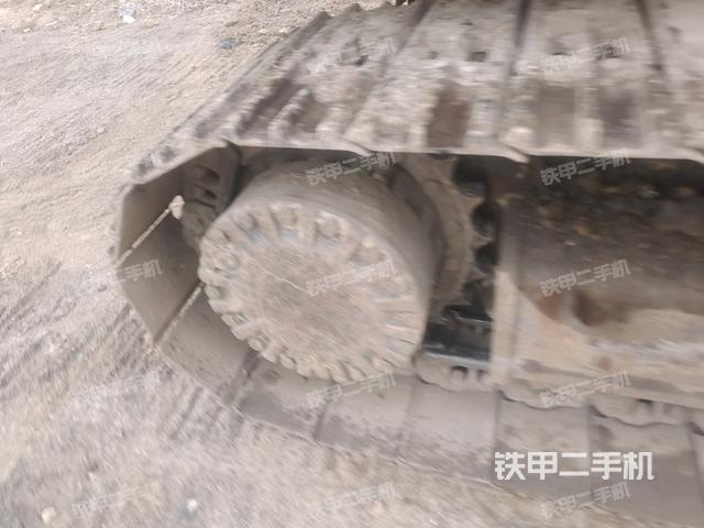 右驅(qū)動輪(行走機構) 右驅(qū)動輪(行走機構)