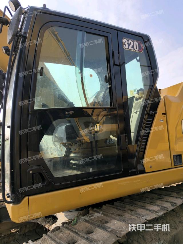 駕駛室正側(cè)（駕駛室部分）