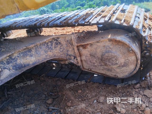 右側(cè)行走馬達(dá)蓋板(行走機(jī)構(gòu)) 右側(cè)行走馬達(dá)蓋板(行走機(jī)構(gòu))