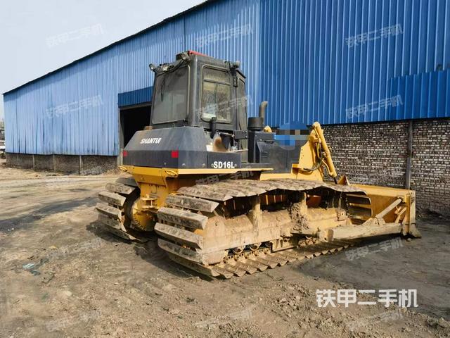 整機左側(cè)(設備外觀及核心部件) 整機左側(cè)(設備外觀及核心部件)