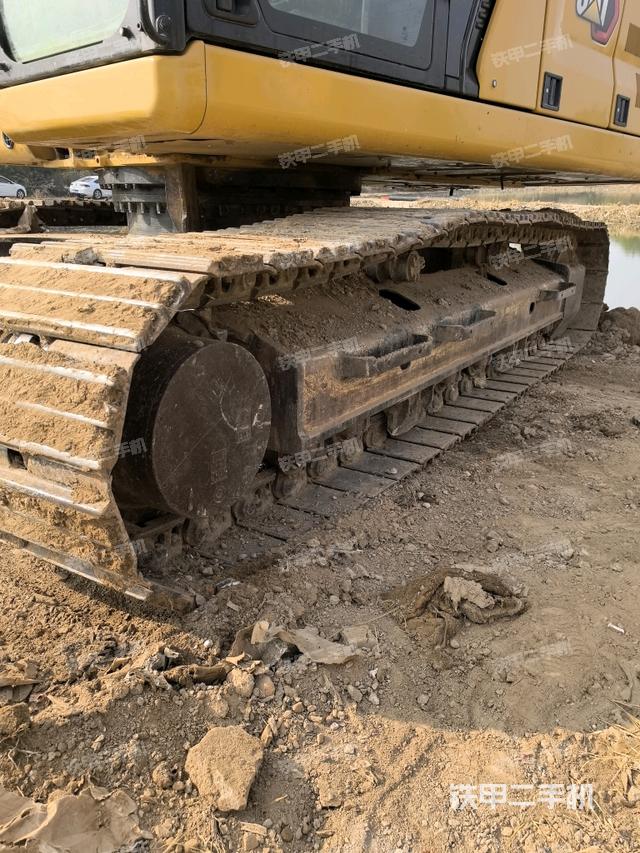 左側(cè)履帶整體?（行走機(jī)構(gòu)）