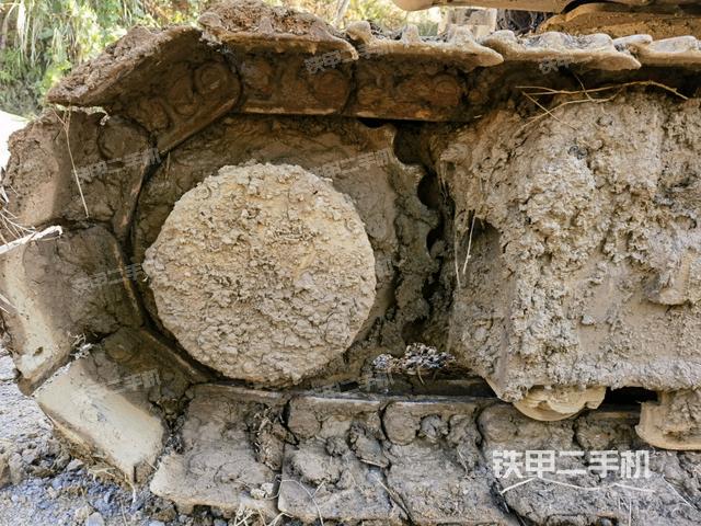 左驅(qū)動(dòng)輪（行走機(jī)構(gòu)）