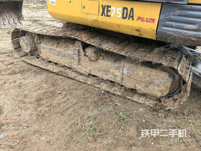 左側(cè)履帶整體?（行走機(jī)構(gòu)）