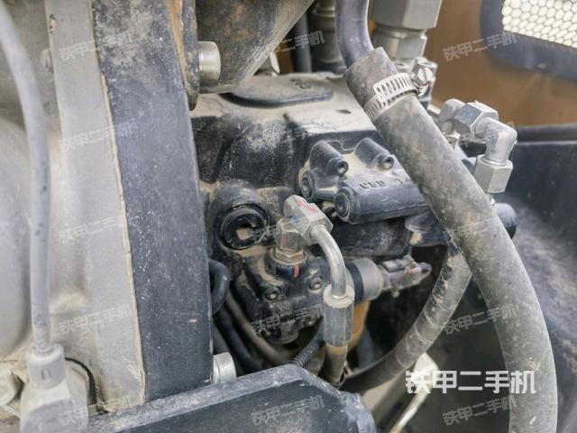 液壓泵室(大件艙室) 液壓泵室(大件艙室)