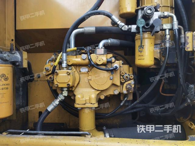 電瓶(大件艙室) 電瓶(大件艙室)