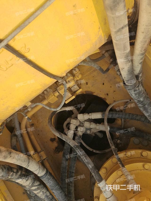 回轉(zhuǎn)馬達(dá)（上車(chē)部件）