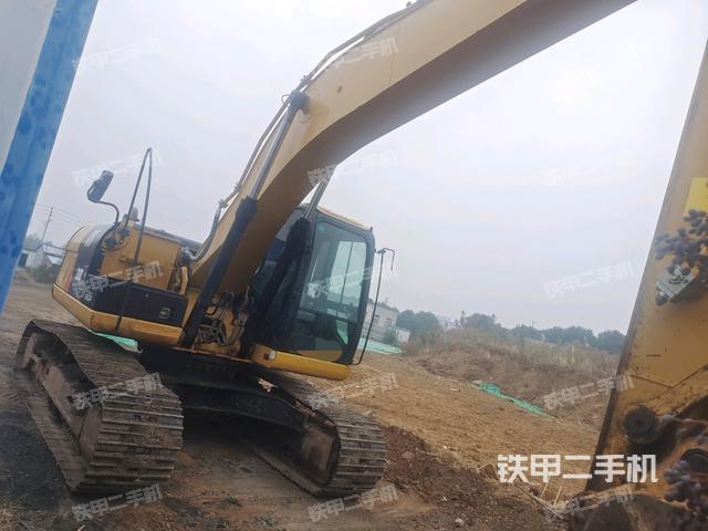 右前45(整機外觀) 右前45(整機外觀)