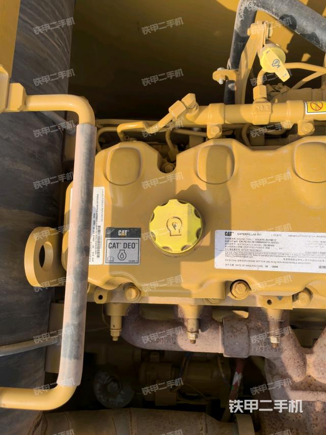 氣門室蓋螺絲特寫（上車部件）