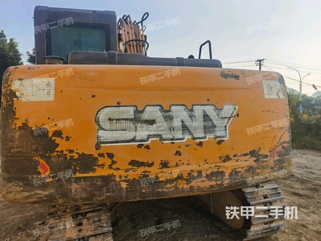 右后45(整機(jī)外觀) 右后45(整機(jī)外觀)