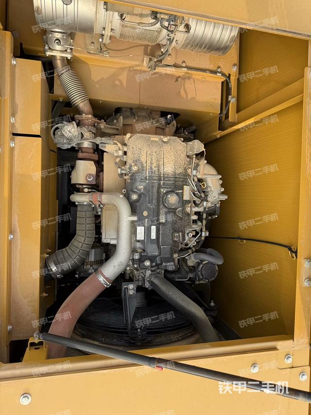 駕駛室頂部俯視（上車部件）