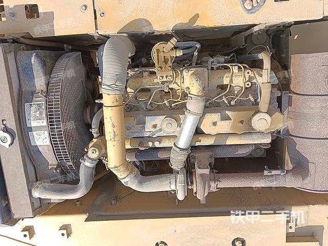 發(fā)動機(jī)整體俯視（整機(jī)外觀）