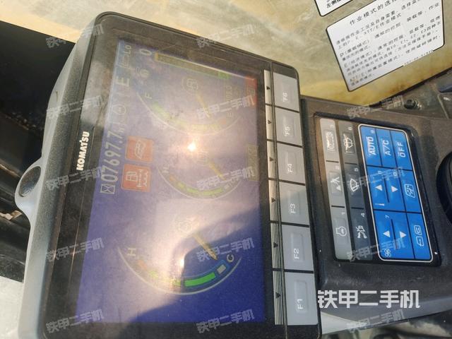 右側(cè)玻璃角標(biāo)（駕駛室部分）