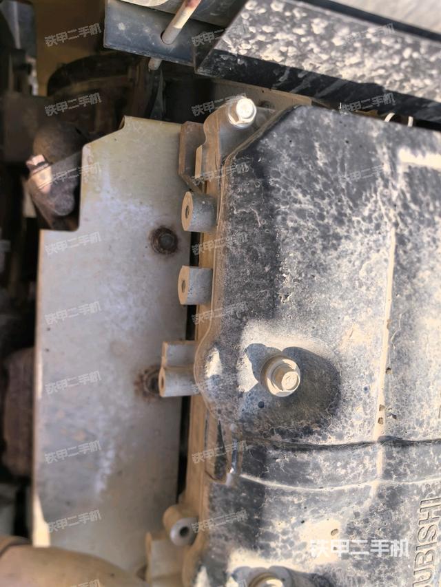 氣門室蓋螺絲特寫（上車部件）