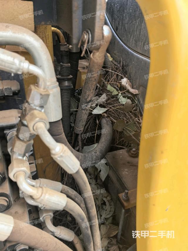 回轉(zhuǎn)馬達(dá)（上車部件）