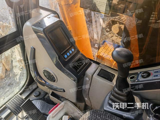 顯示屏?（駕駛室部分）