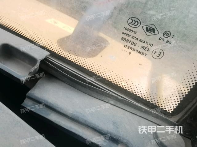 后窗玻璃角標(biāo)（駕駛室部分）