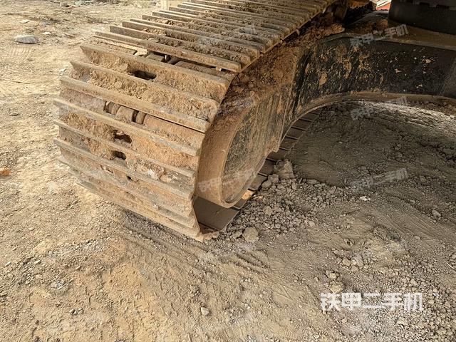 右側(cè)行走馬達(dá)蓋板（行走機(jī)構(gòu)）