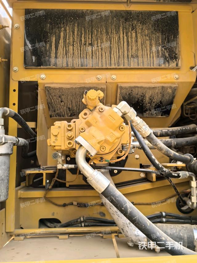 液壓泵室(大件艙室) 液壓泵室(大件艙室)