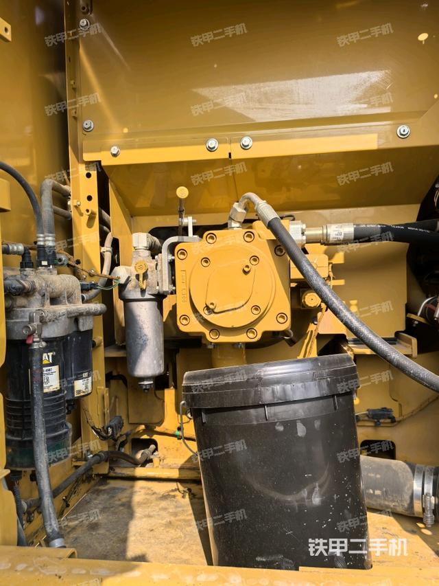 液壓泵室（大件艙室）