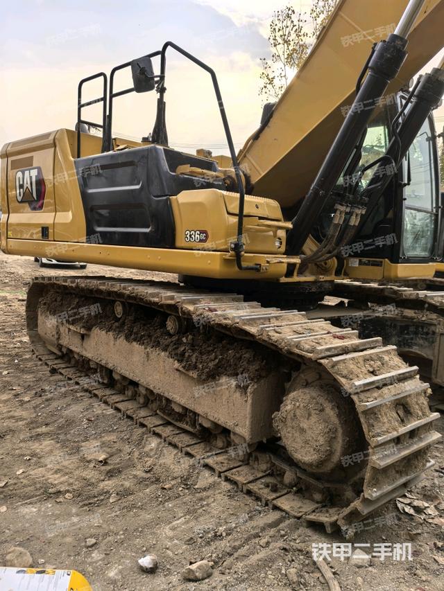 右前45(整機(jī)外觀) 右前45(整機(jī)外觀)