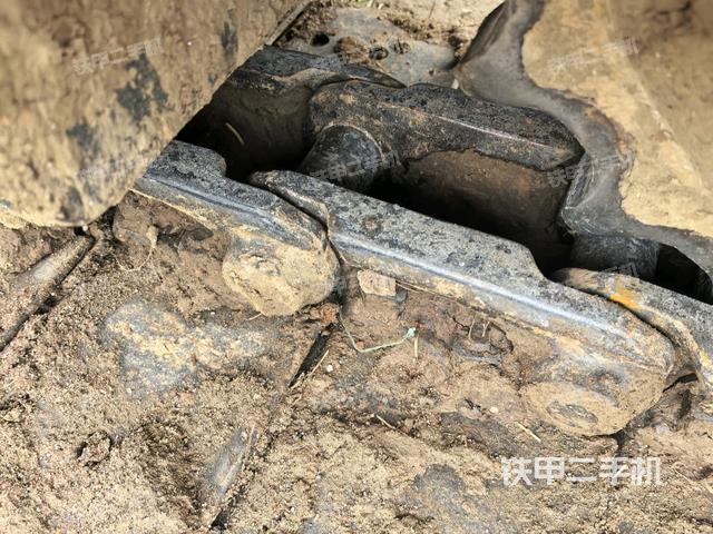 右側(cè)行走馬達(dá)蓋板（行走機(jī)構(gòu)）