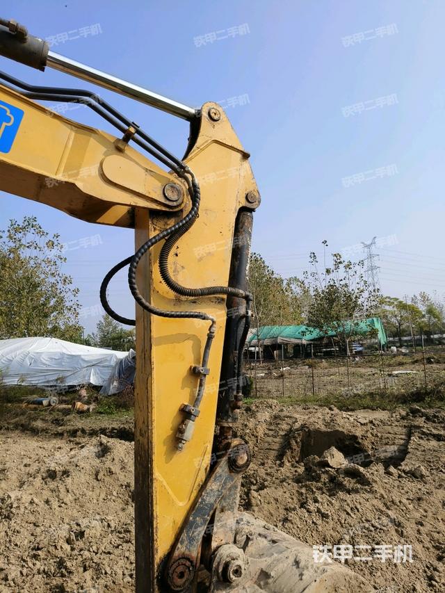 大臂整體?右側（工作和回轉裝置）